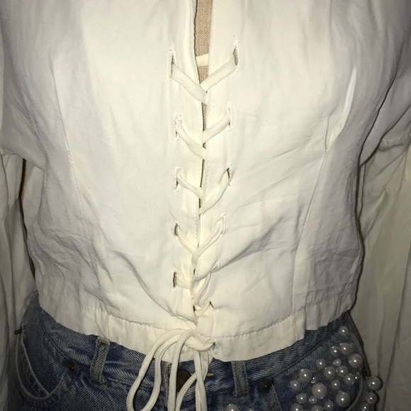 I &R illusions white beautiful short top - Picture 4 of 7